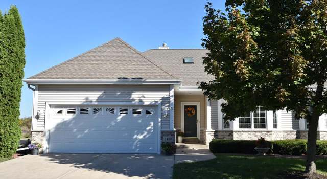 Photo of 2450 Caribou Ln, Grafton, WI 53024