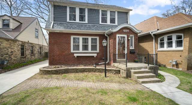 Photo of 4237 N Morris Blvd, Shorewood, WI 53211