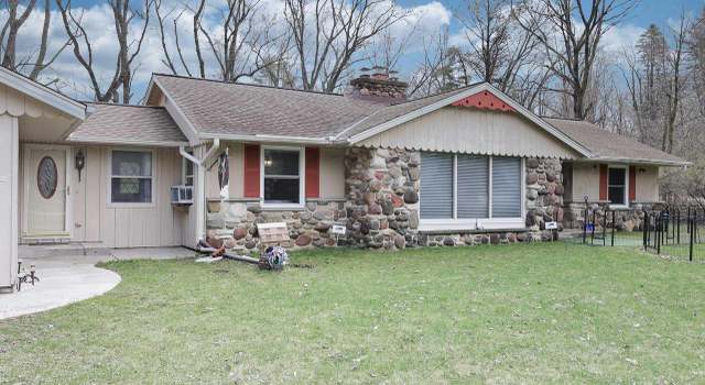 Photo of W243S7770 Evergreen Dr, Mukwonago, WI 53149