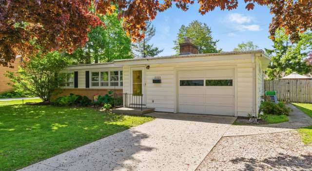 Photo of 2221 Rheaume Rd, Manitowoc, WI 54220