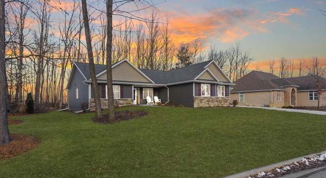 Photo of 498 Oriole Ln, Howards Grove, WI 53083