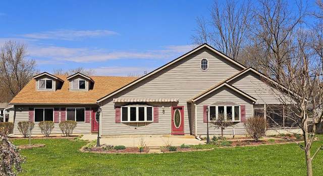 Photo of N942 Rose Dr, Genoa City, WI 53128