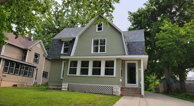 Photo of 309 N 5th St, Delavan, WI 53115