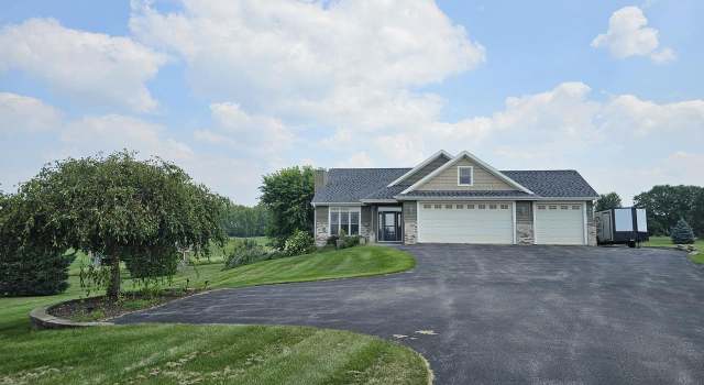 Photo of S5386 Birdie Ct, Viroqua, WI 54665