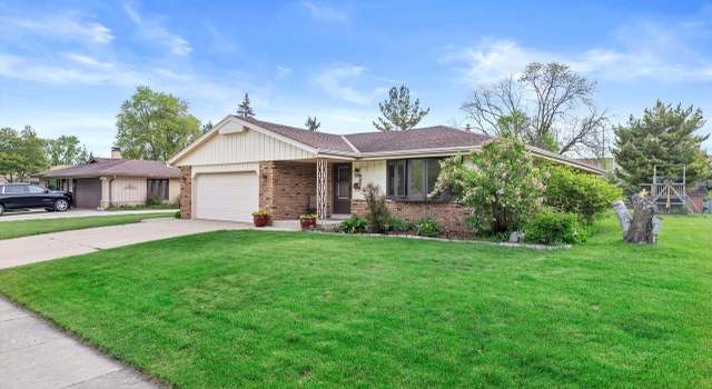 Photo of 6084 S 18th St, Milwaukee, WI 53221