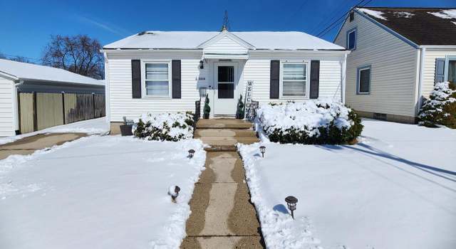 Photo of 2216 Cooper Ave, Sheboygan, WI 53083