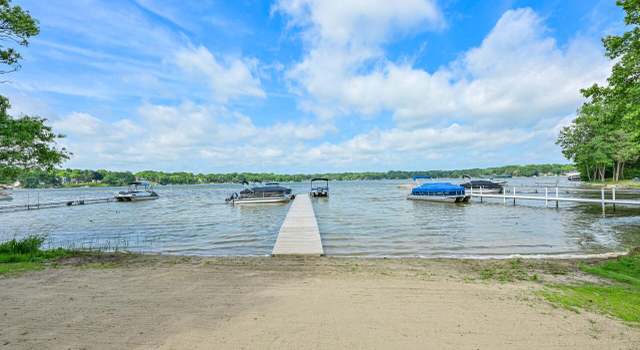 Photo of 7930 Park St, Burlington, WI 53105