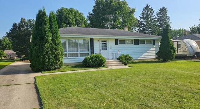 Photo of 2407 Illinois Ave, New Holstein, WI 53061