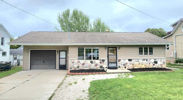 Photo of 305 Francis Ave, Cascade, WI 53011