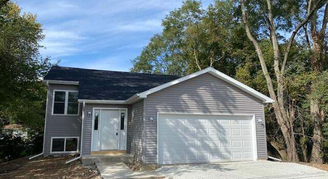 Photo of 10433 266th Ave, Trevor, WI 53179
