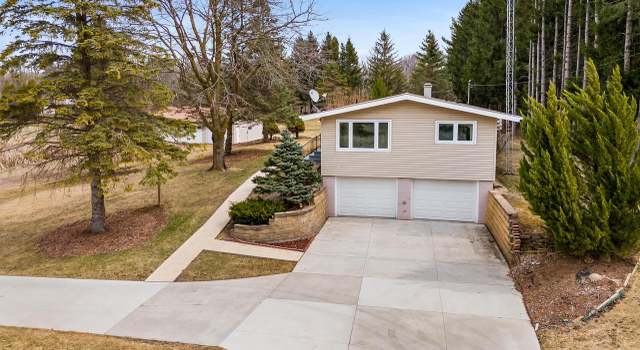 Photo of 9217 Pigeon Lake Rd, Valders, WI 54245