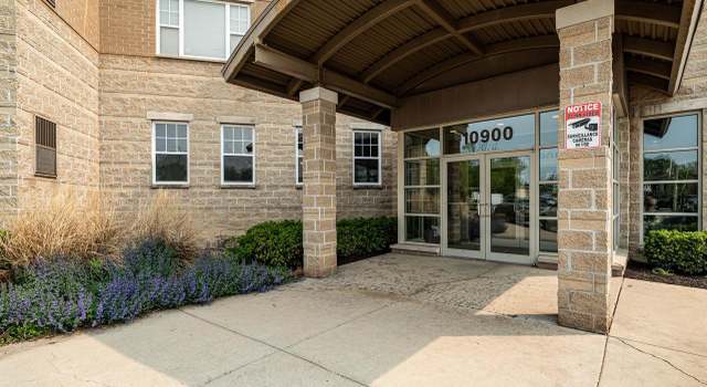 Photo of 10900 W Bluemound Rd #309, Wauwatosa, WI 53226