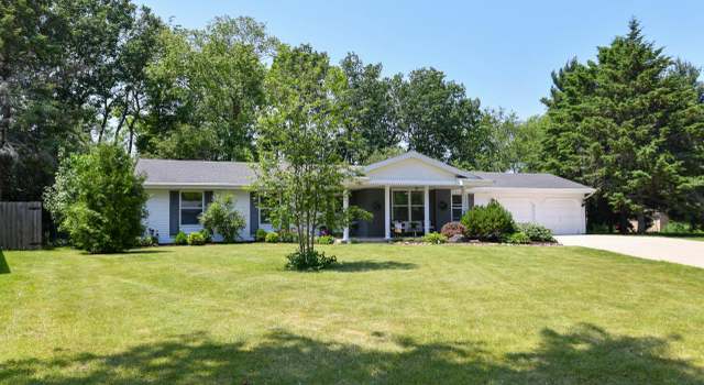 Photo of 502 Pine St, Delavan, WI 53115