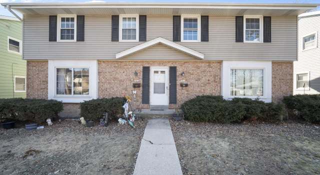 Photo of 7809 W Waterford Ave #7811, Milwaukee, WI 53220