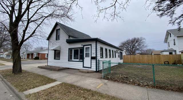 Photo of 819 Gillette St, La Crosse, WI 54603