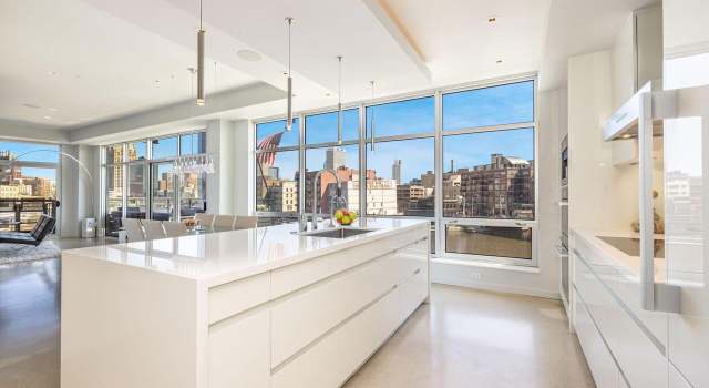 Photo of 106 W Seeboth St #411, Milwaukee, WI 53204