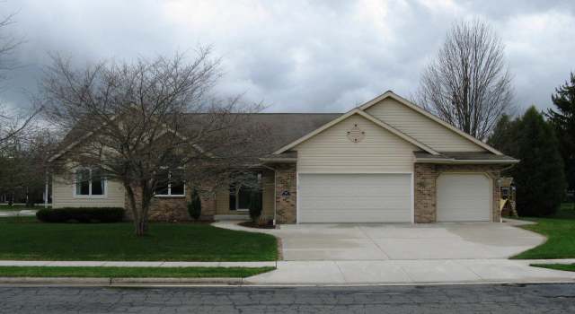 Photo of 819 Anthony Cir, Oostburg, WI 53070