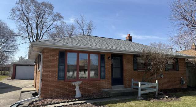 Photo of 823 Drexel Blvd, South Milwaukee, WI 53172