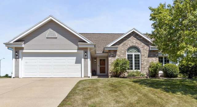 Photo of 2300 E Cody Ct, Oak Creek, WI 53154