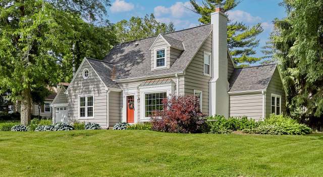 Photo of 645 Hi View Ct, Elm Grove, WI 53122