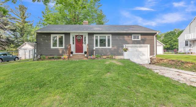 Photo of 305 N State St, Chilton, WI 53014