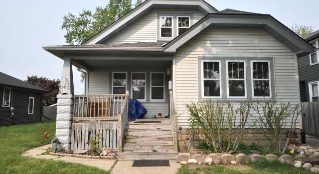 Photo of 2430 Cleveland Pl, South Milwaukee, WI 53172