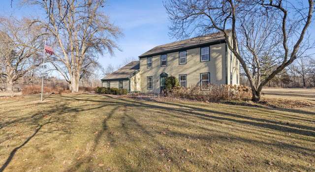 Photo of N61W29545 S Woodfield Rd, Hartland, WI 53029