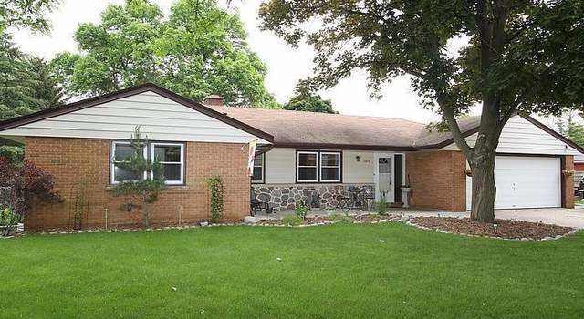 Photo of 2848 S Seymour Pl, West Allis, WI 53227