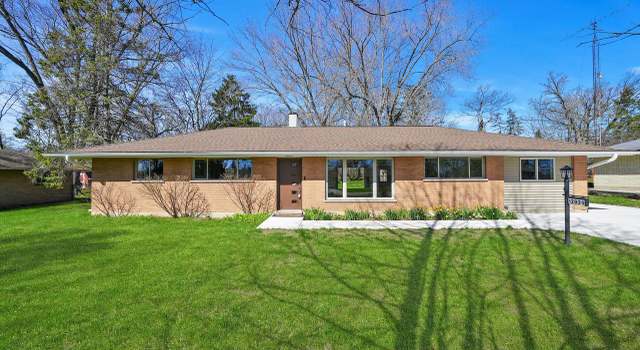 Photo of 12020 44th Ave, Pleasant Prairie, WI 53158