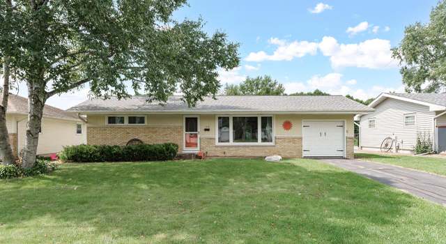 Photo of 1512 Randolph St, Watertown, WI 53094