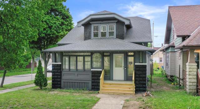 Photo of 2976 N 40th St, Milwaukee, WI 53210