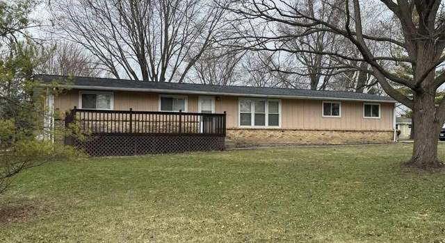 Photo of N8365 Parkview Dr, Ixonia, WI 53036