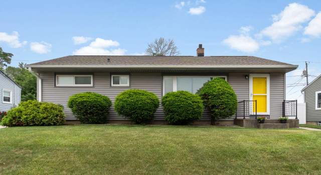 Photo of 1325 Blake Ave, South Milwaukee, WI 53172