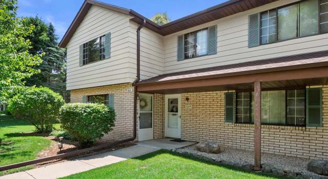 Photo of 611 Dundee Ln, Hartland, WI 53029