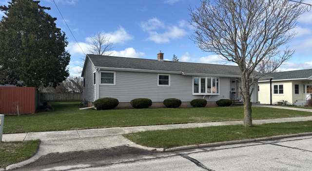 Photo of 2333 9th St, Two Rivers, WI 54241