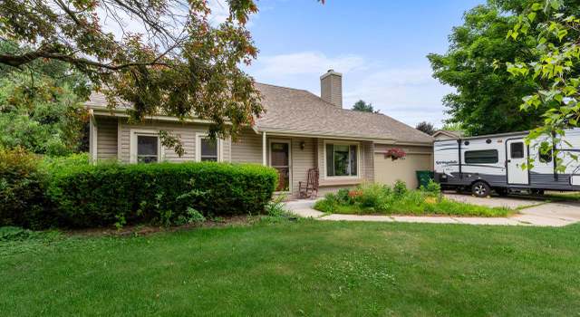 Photo of 3987 Elaines Way, Slinger, WI 53086