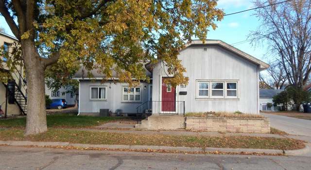 Photo of 1213 Gohres St, La Crosse, WI 54603