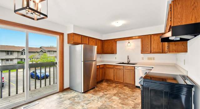 Photo of 1825 Paramount Dr Unit E, Waukesha, WI 53186