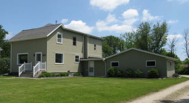 Photo of 605 S 10th St, Oostburg, WI 53070