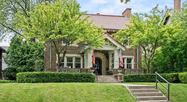 Photo of 2221 E Newberry Blvd, Milwaukee, WI 53211