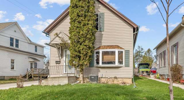Photo of 1214 S 17th St, Sheboygan, WI 53081