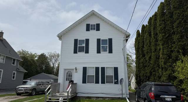 Photo of 1020 S 15th St, Manitowoc, WI 54220