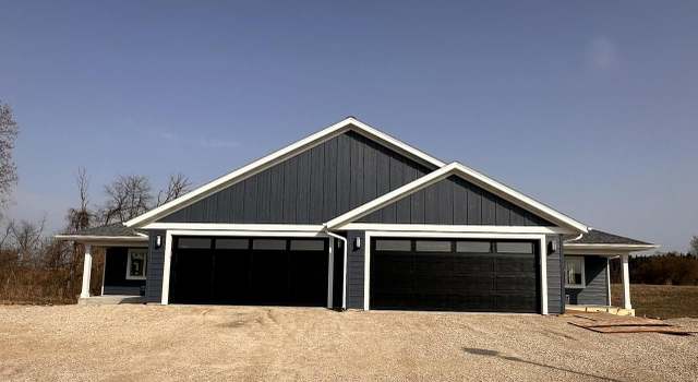Photo of 550 Raybern Ct #20, Random Lake, WI 53075