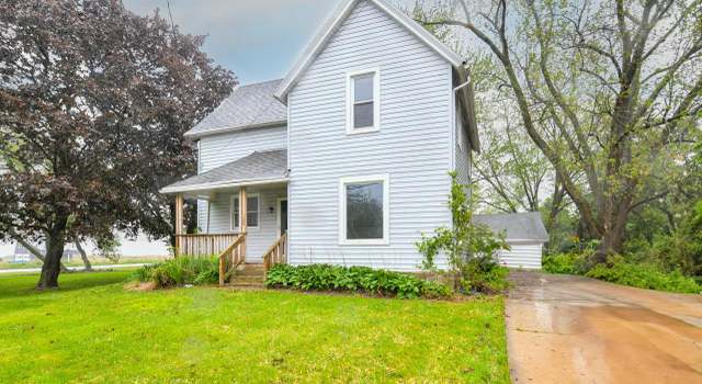 Photo of 126 E School St, Sharon, WI 53585