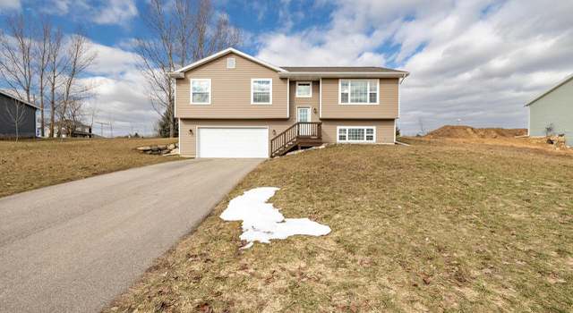 Photo of 103 Dexter Dr, Cambria, WI 53923