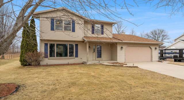 Photo of 1920 Tivoli Ln, Sheboygan, WI 53081