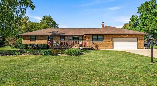 Photo of 3623 S 158th St, New Berlin, WI 53151