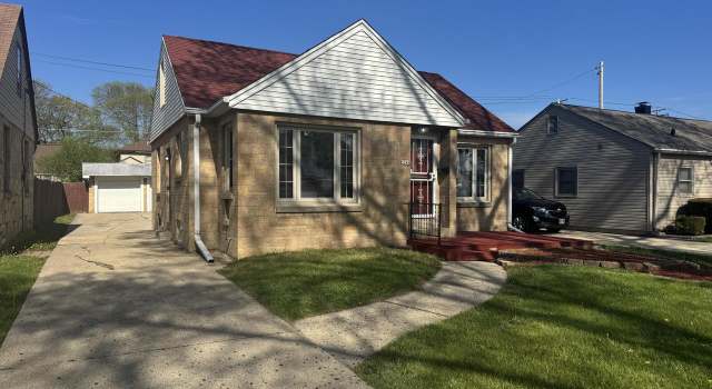 Photo of 5549 N 52nd St, Milwaukee, WI 53218