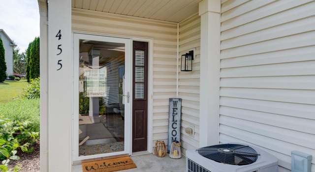 Photo of 455 Cedar Ct Unit 410-2, Slinger, WI 53086