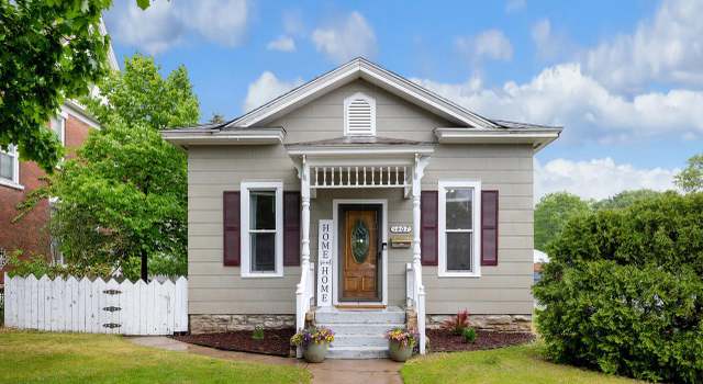 Photo of 1407 Jackson St, La Crosse, WI 54601